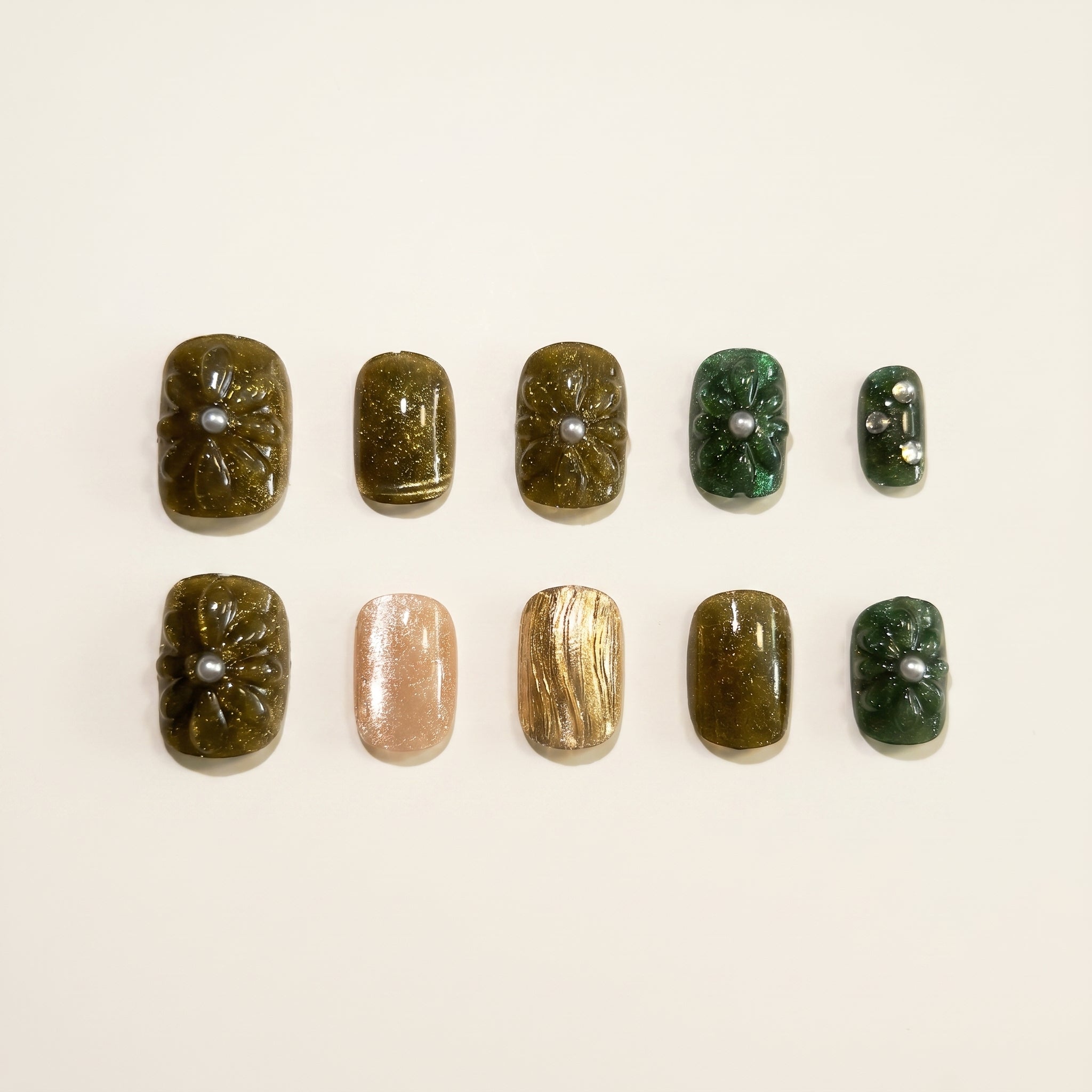 Handmade 3D Green & Gold Press-On Nails | Vintage Floral